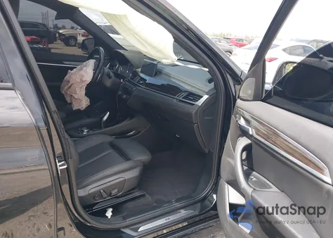 2020 BMW X1 Sdrive28I z USA, uszkodzony, nr VIN WBXJG7C0XL5P74237